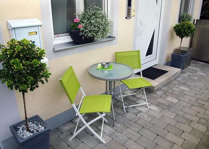 Homestay Zur Post Bad Blumau