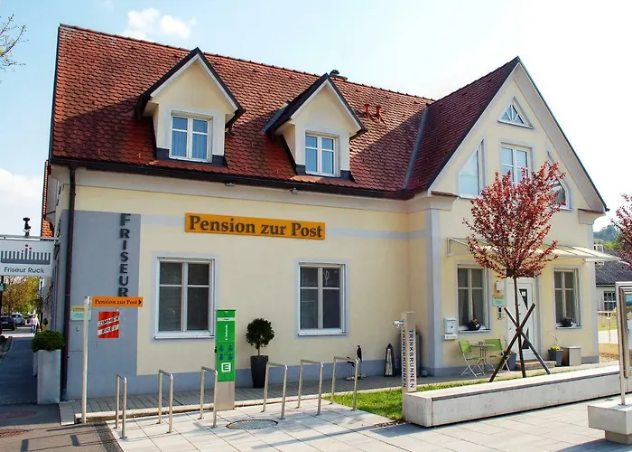 Pension Zur Post 바드블루마우